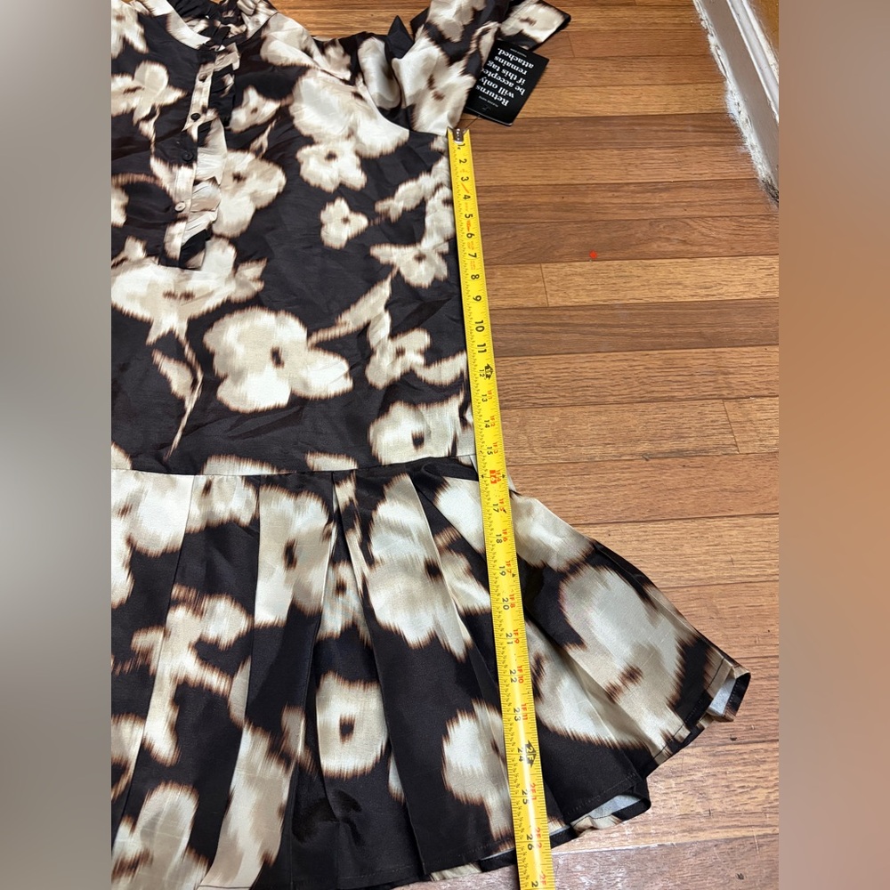Tuckernuck
Dappled Hollyhock Tate Dress - Picture 5 of 13